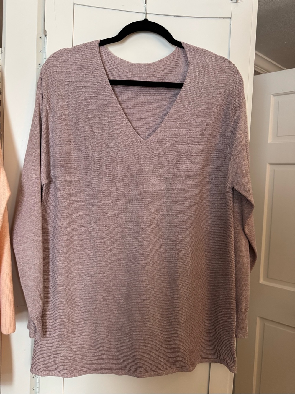 Ella Moss Dusty Mauve V-Neck Ribbed Knit Sweater